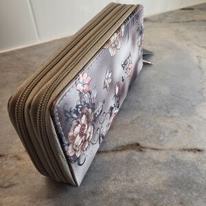 Floral Women Long Wallet Clutch Double Zip Wristlet Brown Pink Flowers